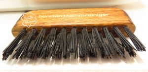 Bürstenreiniger